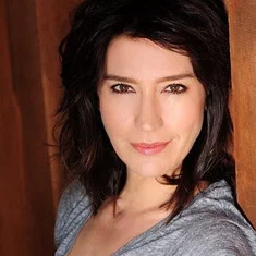 Louise Barnes