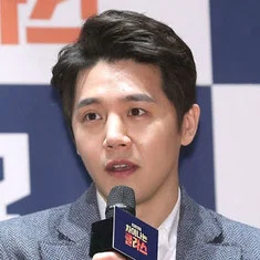Lee Yong-ju