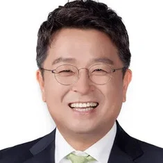 Rhee Cheol-hee