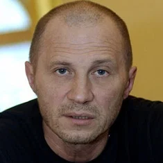 Леонид Максимов