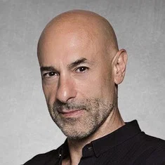 Alessio Bertallot