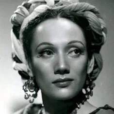 Estela Inda