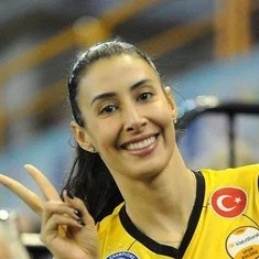 Sheilla Castro