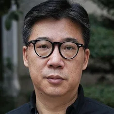 李修文