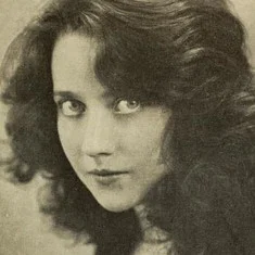 Pauline Po