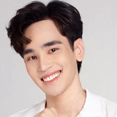Natcha Natchaphon Thippayakraisri