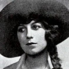 Lola Todd