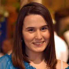 Cláudia Aguizo