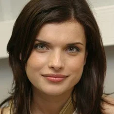 Анна Азарова