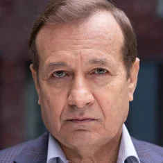 Андрей Градов