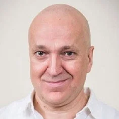 Константин Снегов
