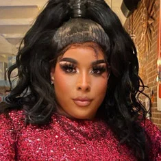 Iris Laveau