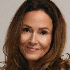 Sarah Zobel