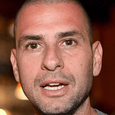 Eyal Kitzis