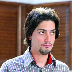 Mani Kasraian
