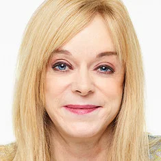 Leslie Dixon