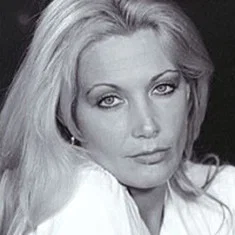 Loreta Tovar