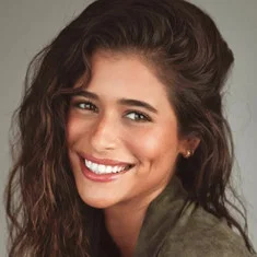 Isadora Cruz
