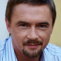 Дмитрий Комов