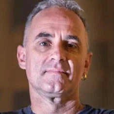 Fê Lemos