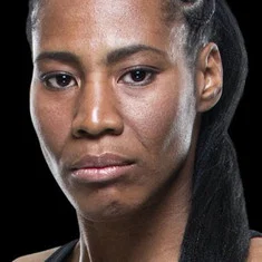 Zarah Fairn dos Santos