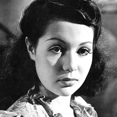 Esther Estrella