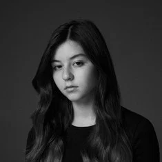 Dora Dalgıç