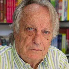 Alberto Vázquez Figueroa