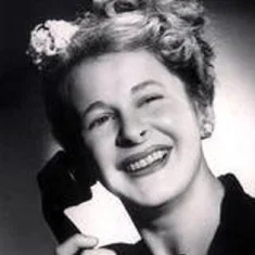Gwen Plumb