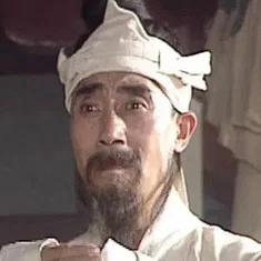 张洪英