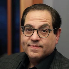 Peter W Klein