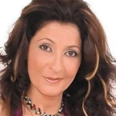 Márcia Ferro