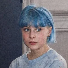 Sienna Hallas