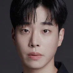Min Woo-seok