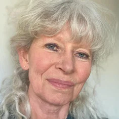Mieneke Bakker