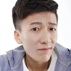 李卓航