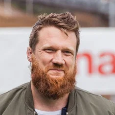 Simon Helbling