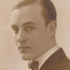 Ernesto Raquén