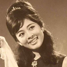 Khin Than Nu