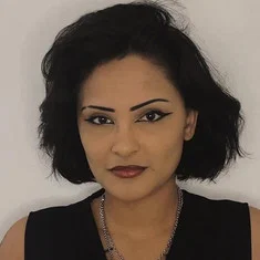 Zelda Khan Black