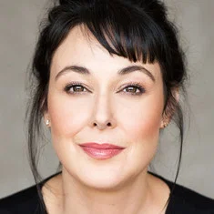 Claudia Larochelle