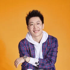 Zeyuan Guan
