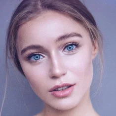 Арина Постникова