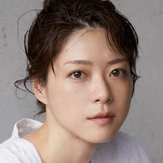 Juri Ueno