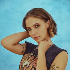 Mila Furst