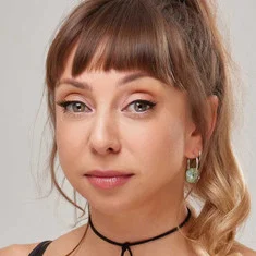 Laura Cymer