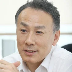 Kim Hee-yeol