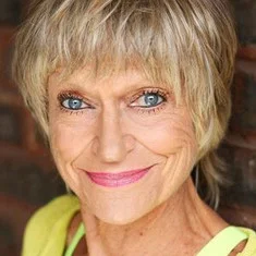 Nikki Kelly