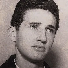 Adriano Stuart