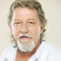 Sebastian Papaiani